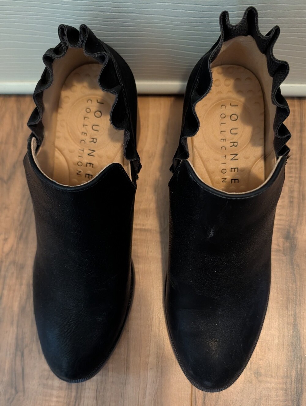Journee Collection Black Scalloped Ankle Boots - Picture 2 of 4